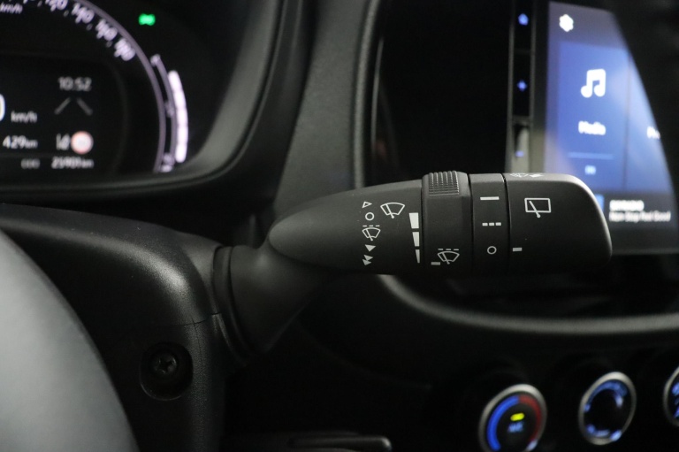 Toyota Aygo X - 1.0 VVT-i MT Play 31