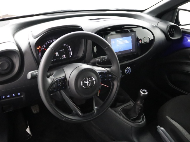 Toyota Aygo X - 1.0 VVT-i MT Play