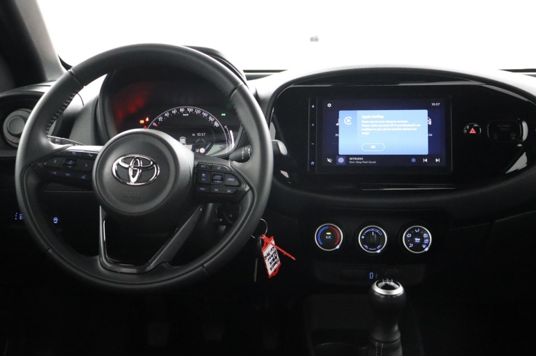 Toyota Aygo X - 1.0 VVT-i MT Play 53