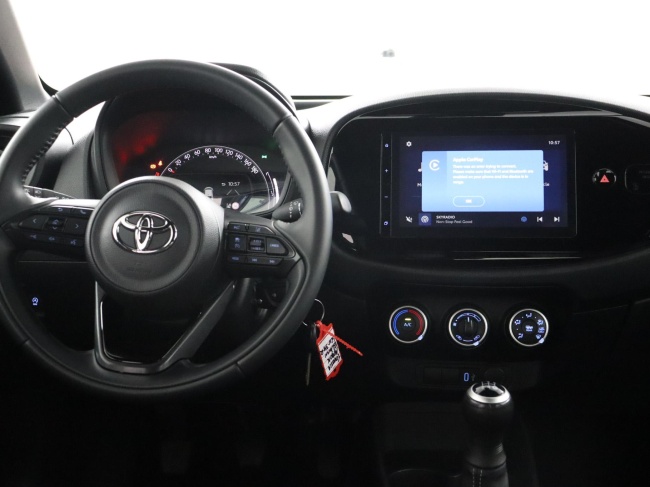 Toyota Aygo X - 1.0 VVT-i MT Play