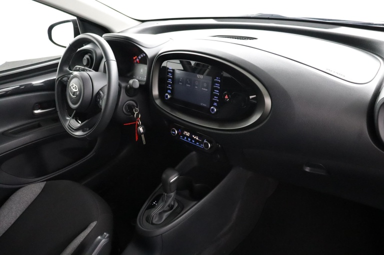 Toyota Aygo X - 1.0 VVT-i S-CVT first 59