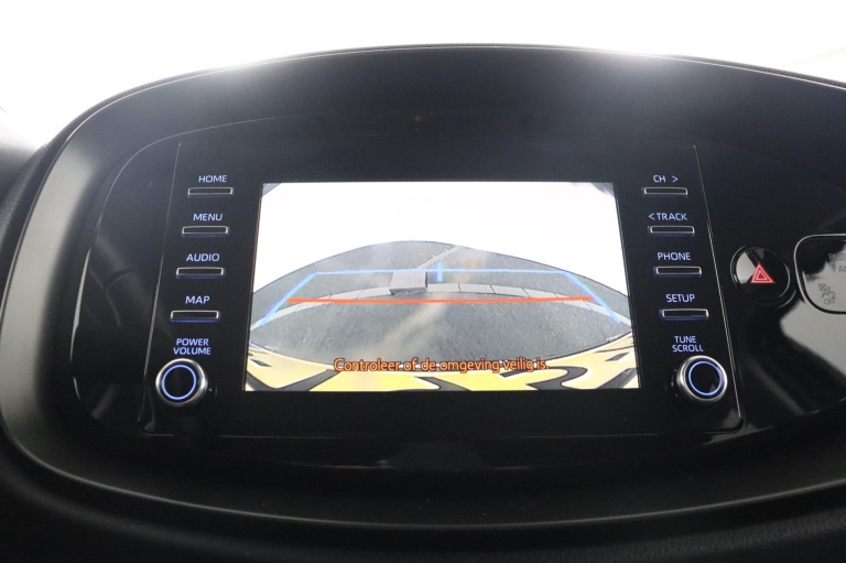 Toyota Aygo X - 1.0 VVT-i S-CVT first 9