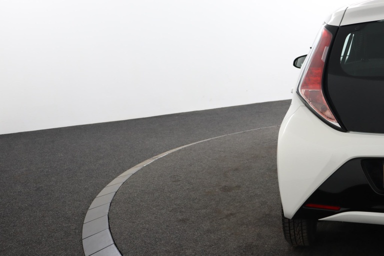 Toyota Aygo - 1.0 VVT-i x-play 38