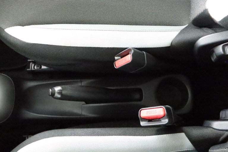 Toyota Aygo - 1.0 VVT-i x-play 52