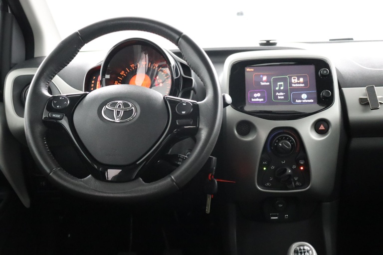 Toyota Aygo - 1.0 VVT-i x-play 55