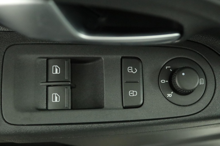 SEAT Mii Electric - electric Plus 28