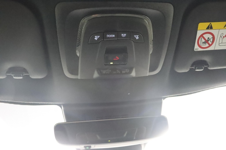 Toyota Corolla Cross - Hybrid 140 Dynamic 34