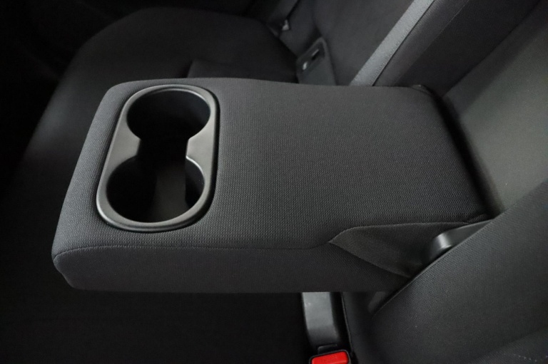 Toyota Corolla Cross - Hybrid 140 Dynamic 42