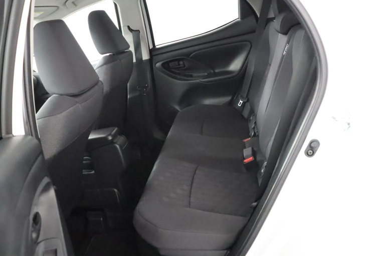 Toyota Yaris - 1.5 Hybrid 115 First Edition 18