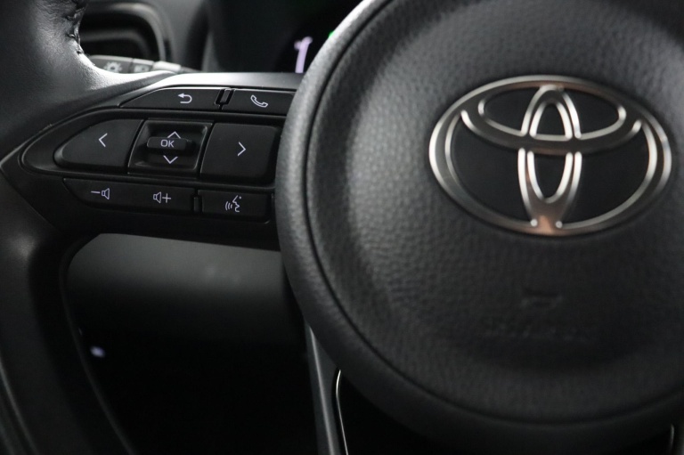 Toyota Yaris - 1.5 Hybrid 115 First Edition 19