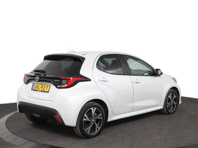Toyota Yaris - 1.5 Hybrid 115 First Edition 2