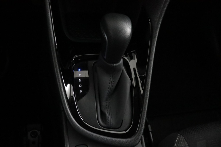 Toyota Yaris - 1.5 Hybrid 115 First Edition 27