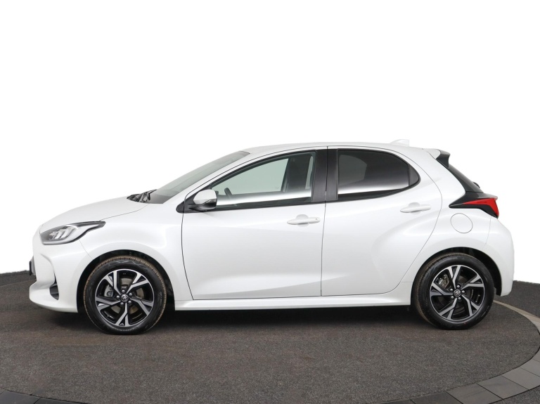 Toyota Yaris - 1.5 Hybrid 115 First Edition 3