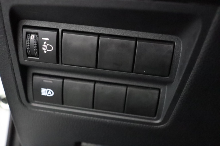 Toyota Yaris - 1.5 Hybrid 115 First Edition 30