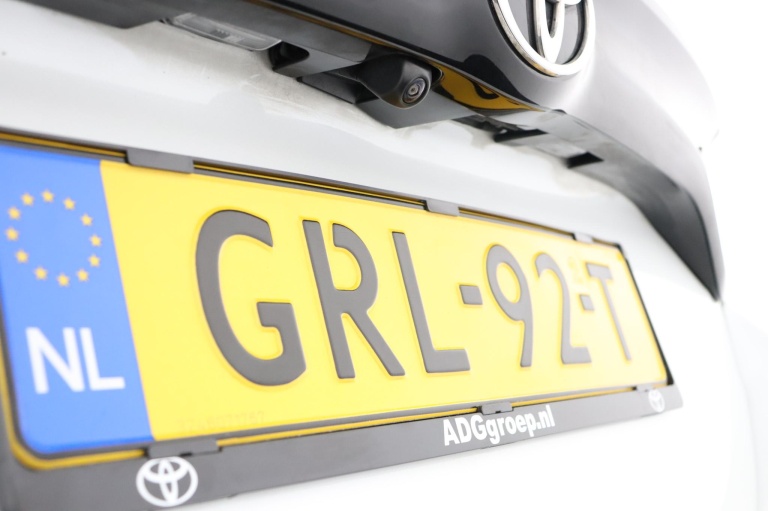 Toyota Yaris - 1.5 Hybrid 115 First Edition 42