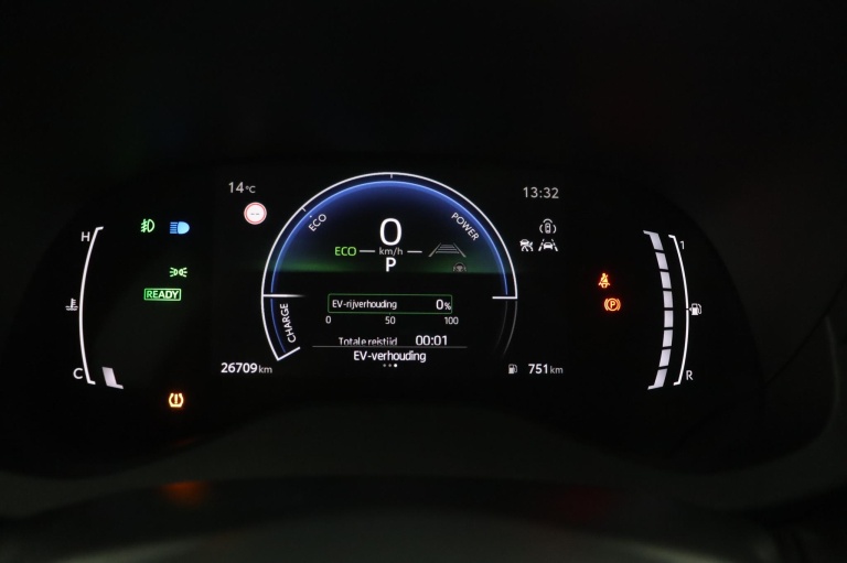 Toyota Yaris - 1.5 Hybrid 115 First Edition 45