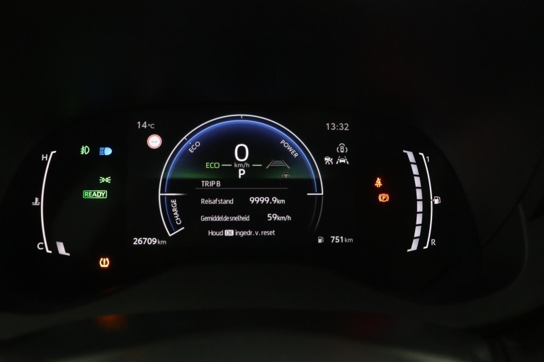 Toyota Yaris - 1.5 Hybrid 115 First Edition 48