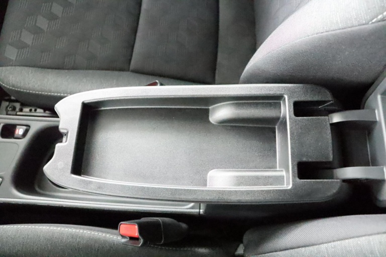 Toyota Yaris - 1.5 Hybrid 115 First Edition 57