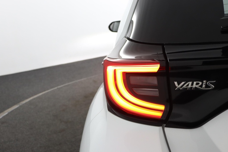 Toyota Yaris - 1.5 Hybrid 115 First Edition 61