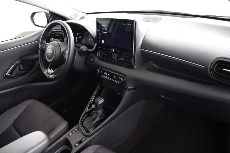 Toyota Yaris - 1.5 Hybrid 115 First Edition 63