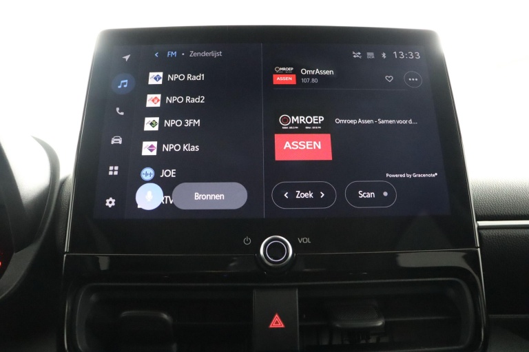 Toyota Yaris - 1.5 Hybrid 115 First Edition 8