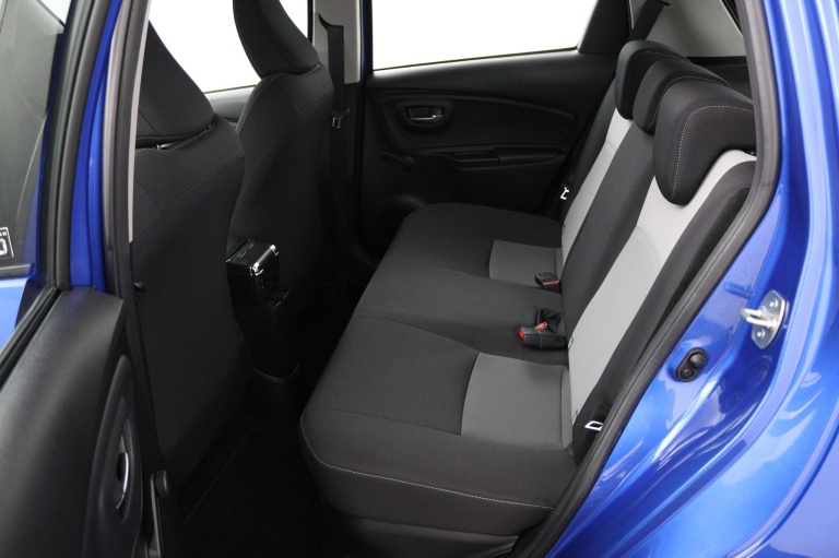 Toyota Yaris - 1.5 Hybrid Design 18