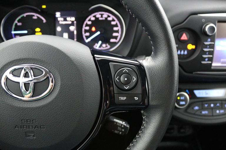 Toyota Yaris - 1.5 Hybrid Design 21