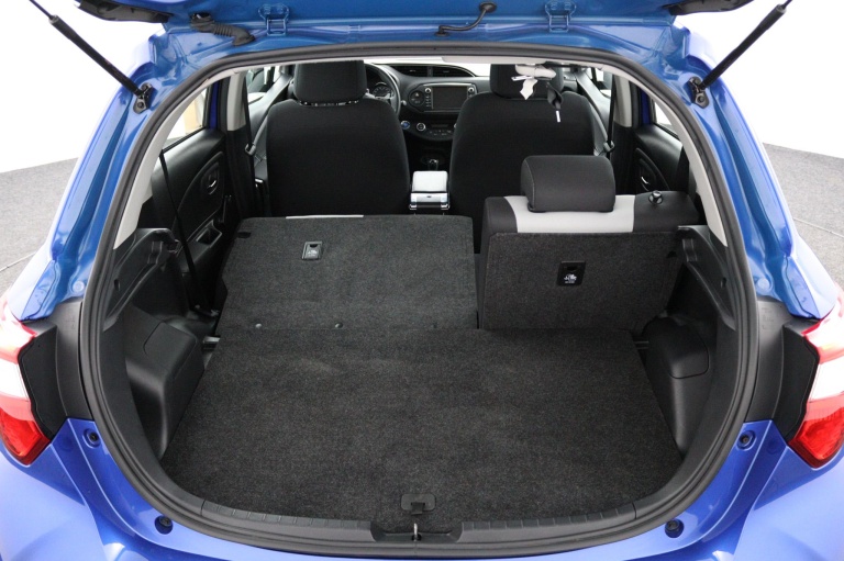 Toyota Yaris - 1.5 Hybrid Design 25