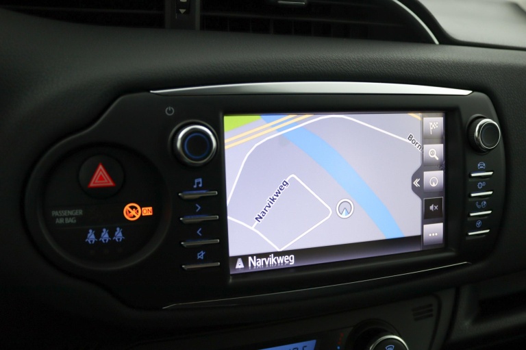 Toyota Yaris - 1.5 Hybrid Design 28