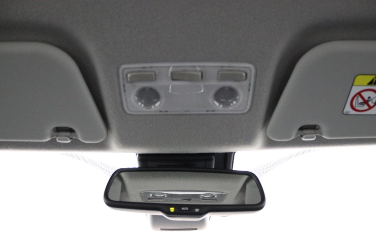 Toyota Yaris - 1.5 Hybrid Design 34