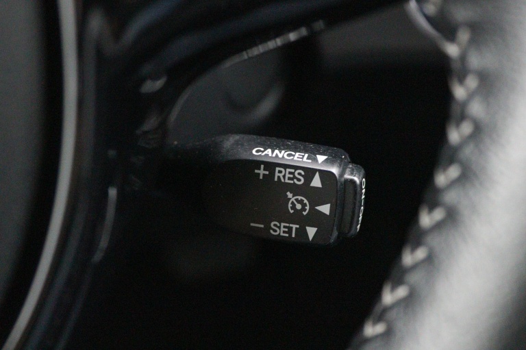 Toyota Yaris - 1.5 Hybrid Design 40