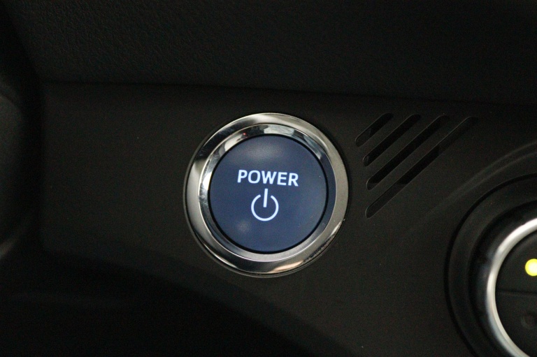 Toyota Yaris - 1.5 Hybrid Design 41