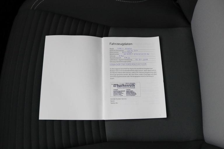 Toyota Yaris - 1.5 Hybrid Design 46