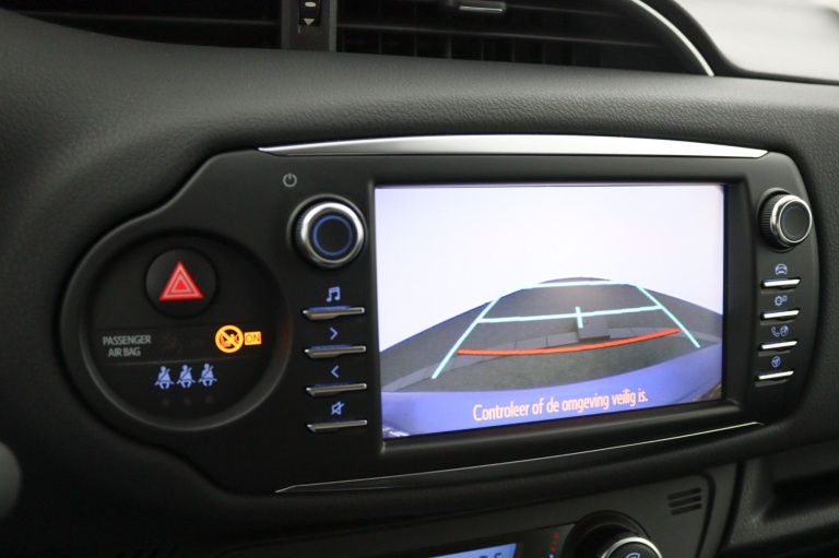 Toyota Yaris - 1.5 Hybrid Design 9