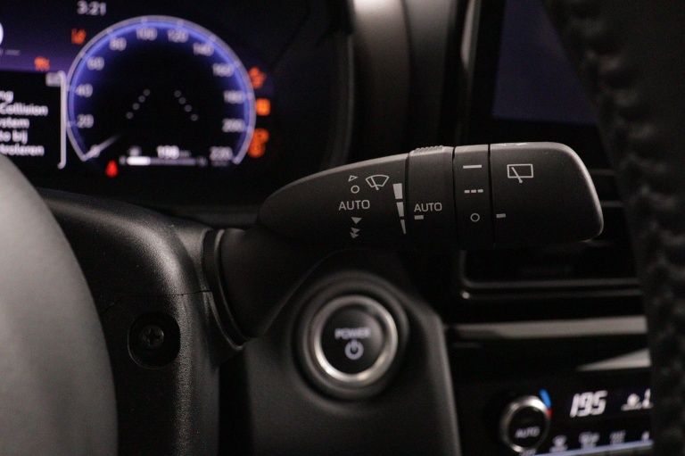 Toyota Yaris Cross - 1.5 Hybrid 130 Executive 31