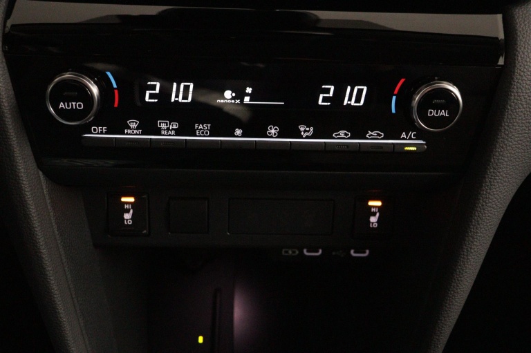 Toyota Yaris Cross - 1.5 Hybrid 130 Executive 7