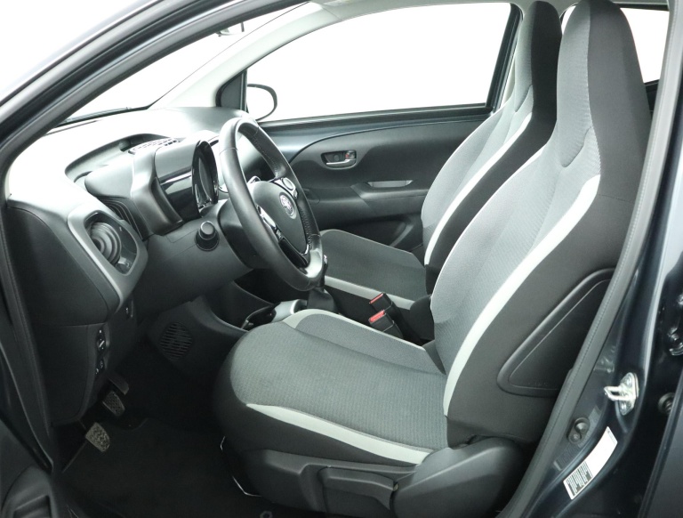 Toyota Aygo - 1.0 VVT-i x-play 17