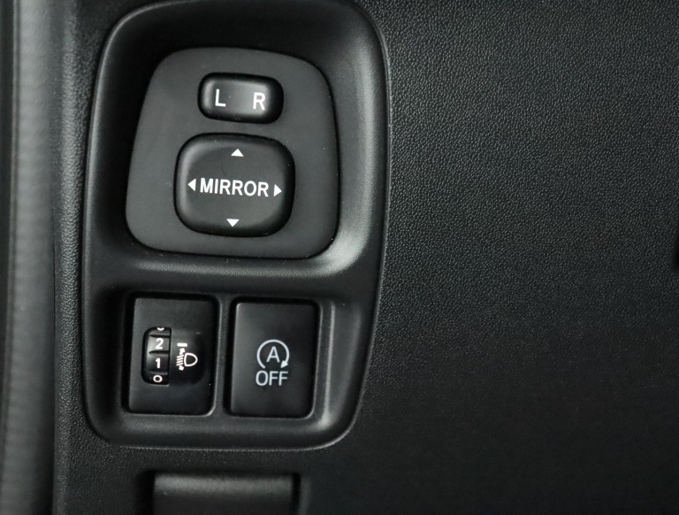 Toyota Aygo - 1.0 VVT-i x-play 29