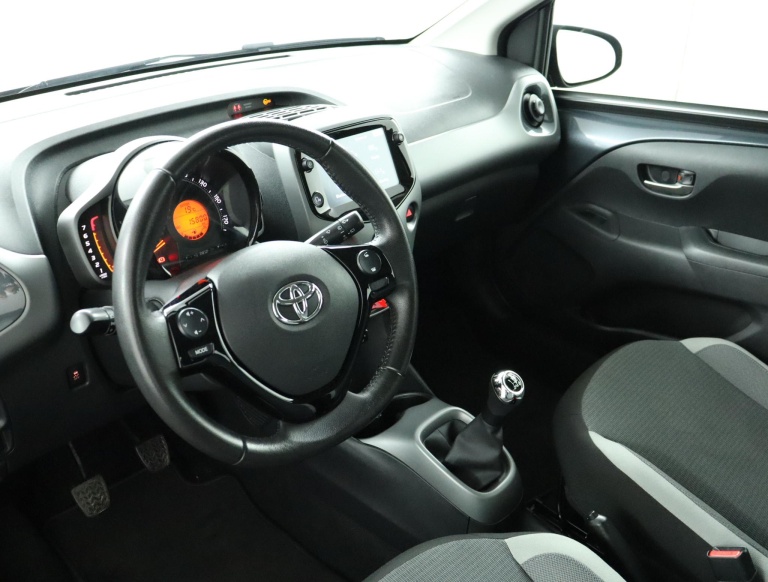 Toyota Aygo - 1.0 VVT-i x-play 50