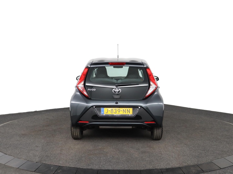 Toyota Aygo - 1.0 VVT-i x-play 53