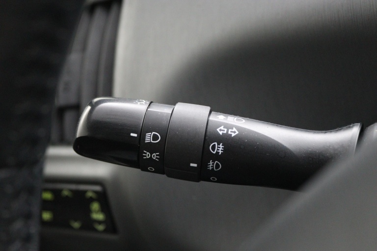 Toyota Prius Wagon - 1.8 Aspiration 34