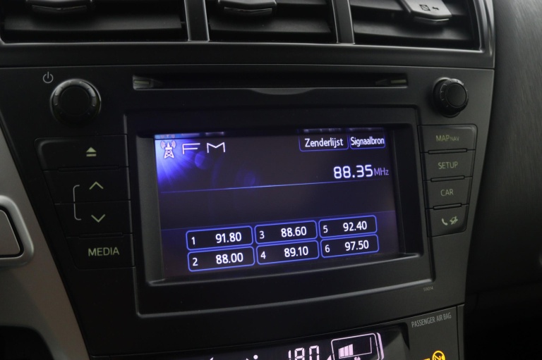 Toyota Prius Wagon - 1.8 Aspiration 8