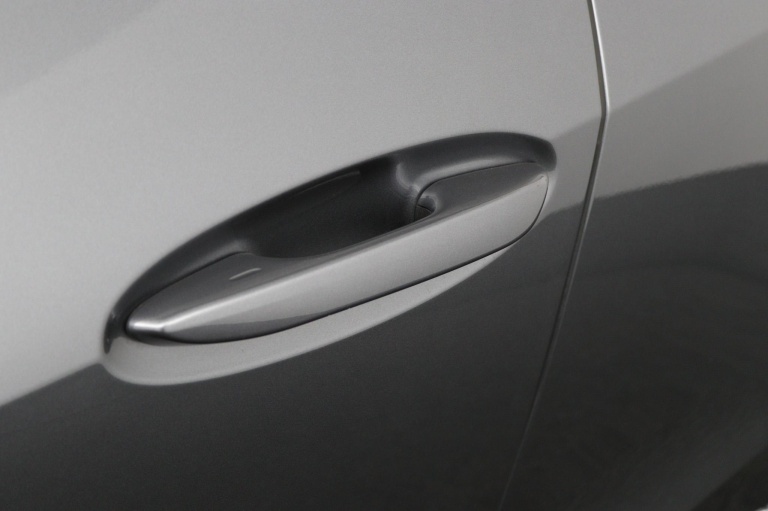 Lexus UX - 250h Preference Line 36