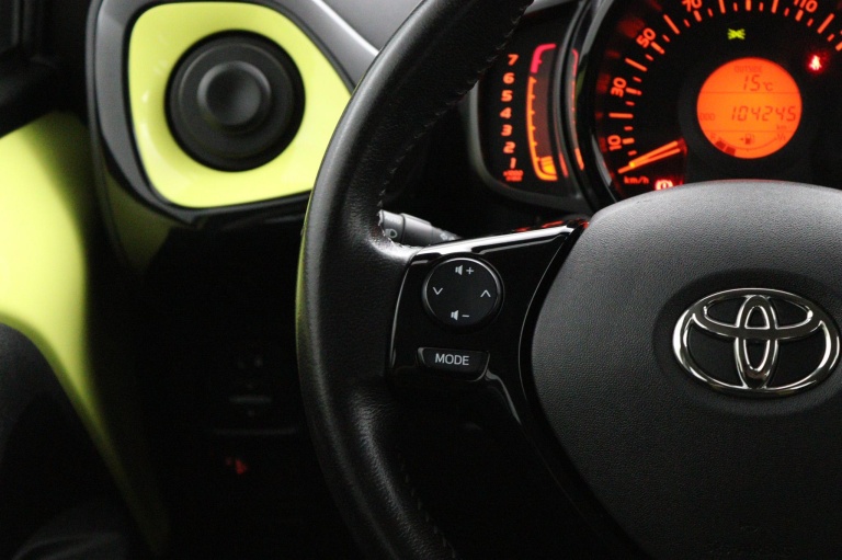 Toyota Aygo - 1.0 VVT-i x 19