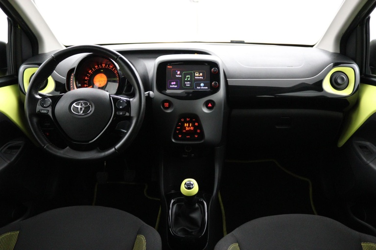 Toyota Aygo - 1.0 VVT-i x 4