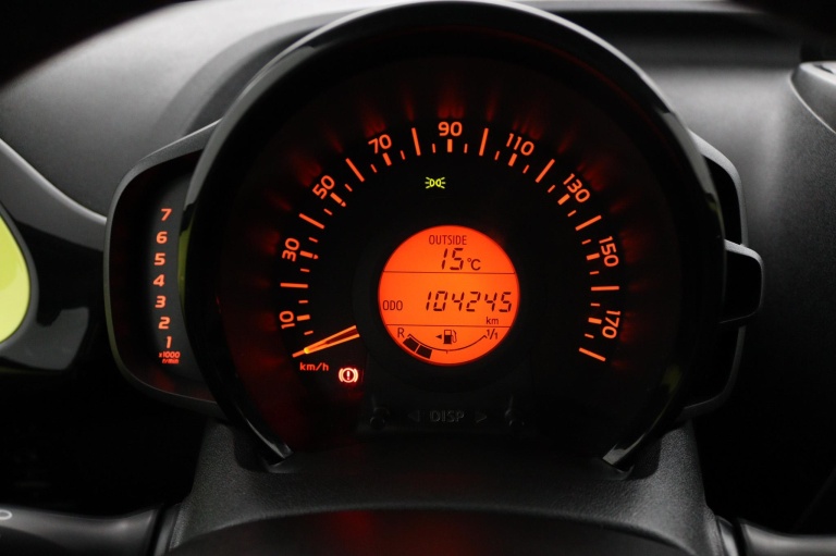 Toyota Aygo - 1.0 VVT-i x 6