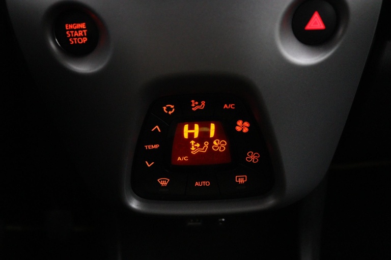 Toyota Aygo - 1.0 VVT-i x 7