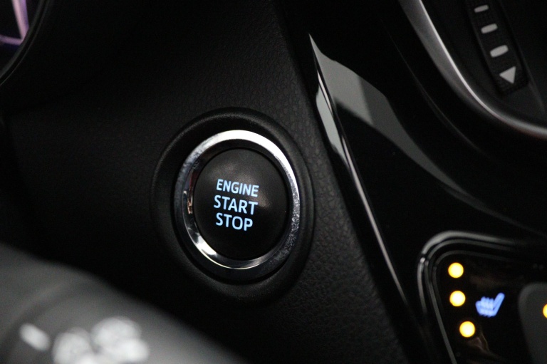 Toyota C-HR - 1.2 Bi-Tone 46