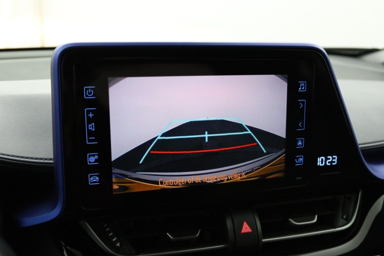 Toyota C-HR - 1.2 Bi-Tone 9