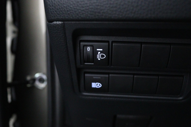 Toyota Yaris - 1.5 Hybrid Dynamic 29